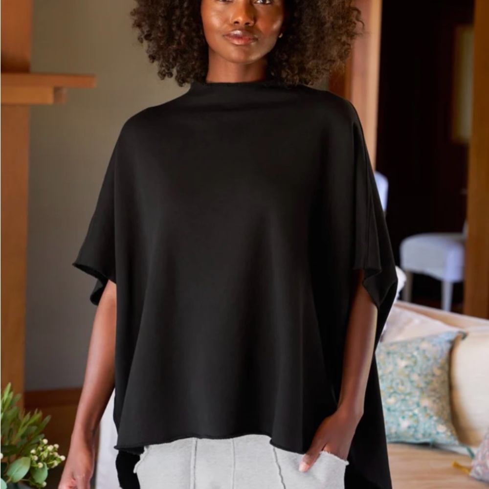 Frank and Eileen Audrey black OS funnel neck caplet Triple Fleece.